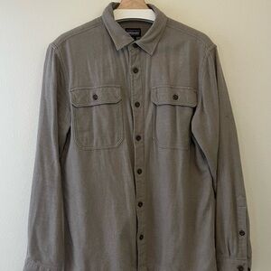 Patagonia M's Long-Sleeved Natural Dye Fjord Flannel Shirt